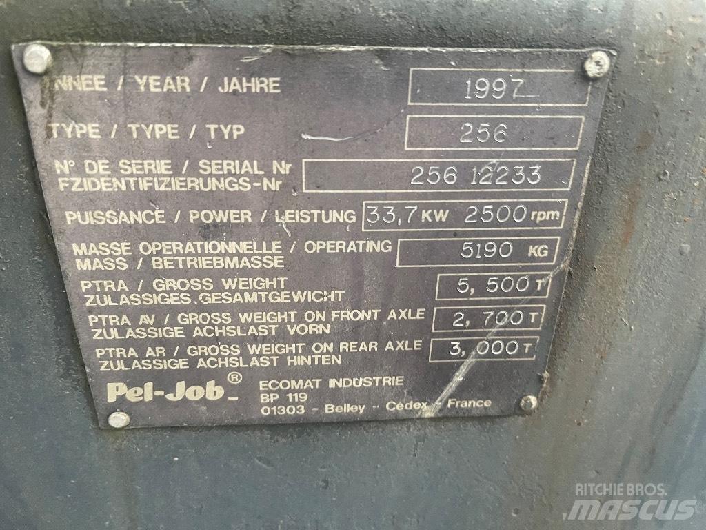  Peljop EW 256 Kolesové rýpadlá