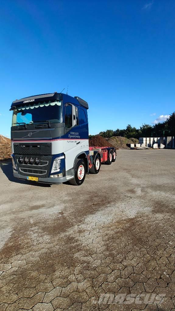 Volvo FH 500 8x4 Hákový nosič kontajnerov
