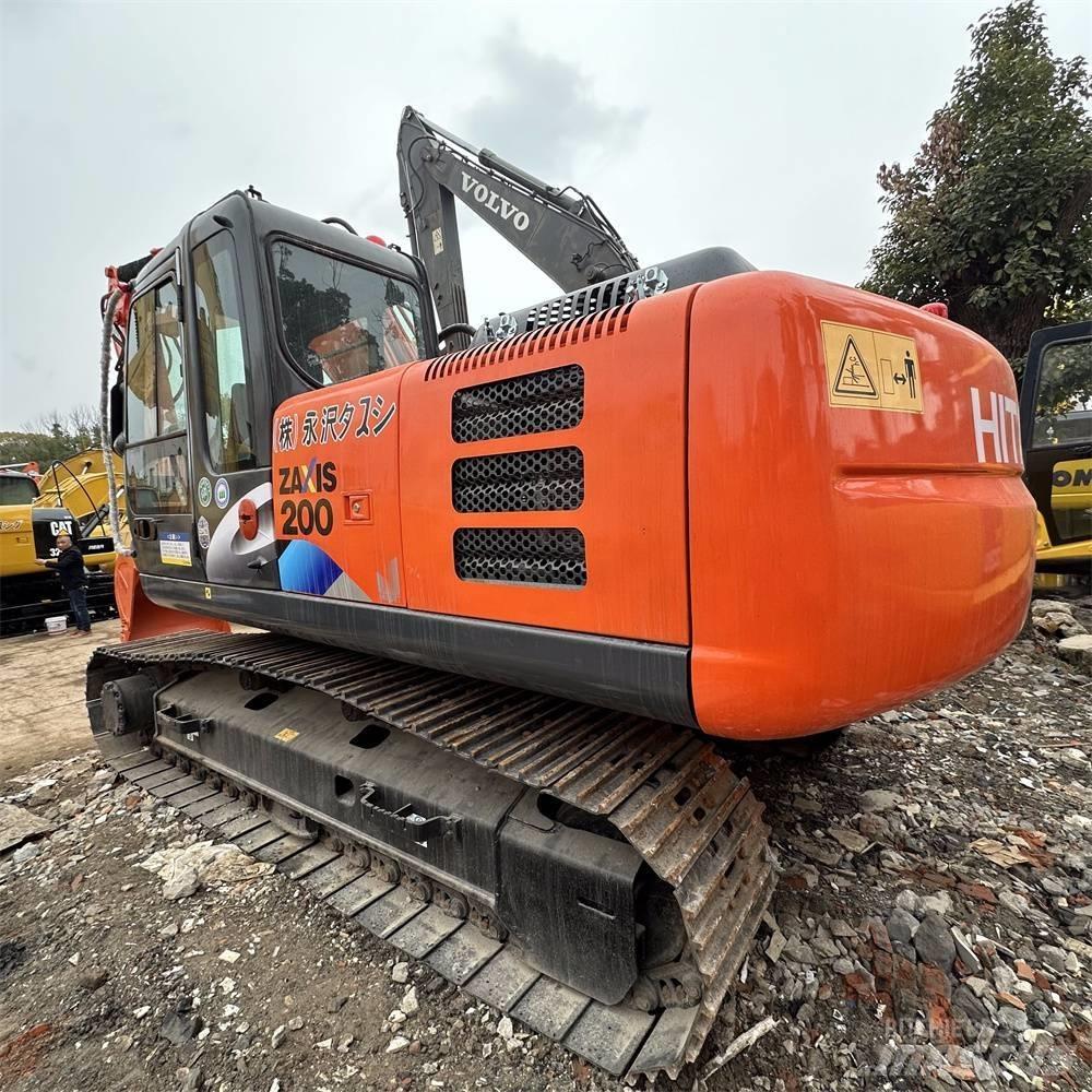 Hitachi ZX 200-3 G Pásové rýpadlá
