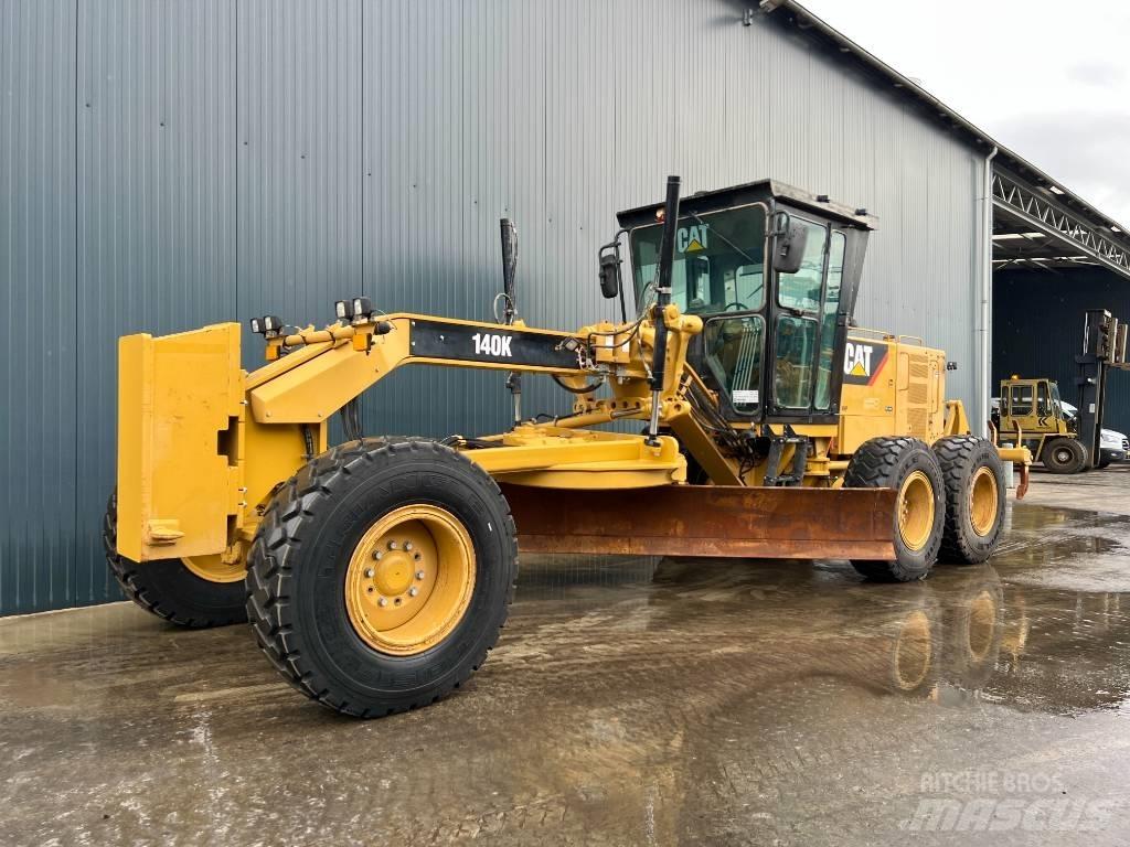 CAT 140K Grejdery