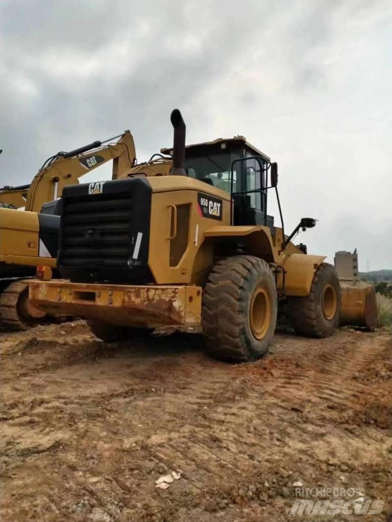 CAT 950 H Kolesové nakladače