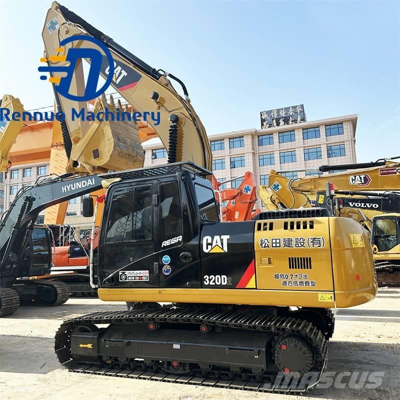 CAT 320 D2 Pásové rýpadlá