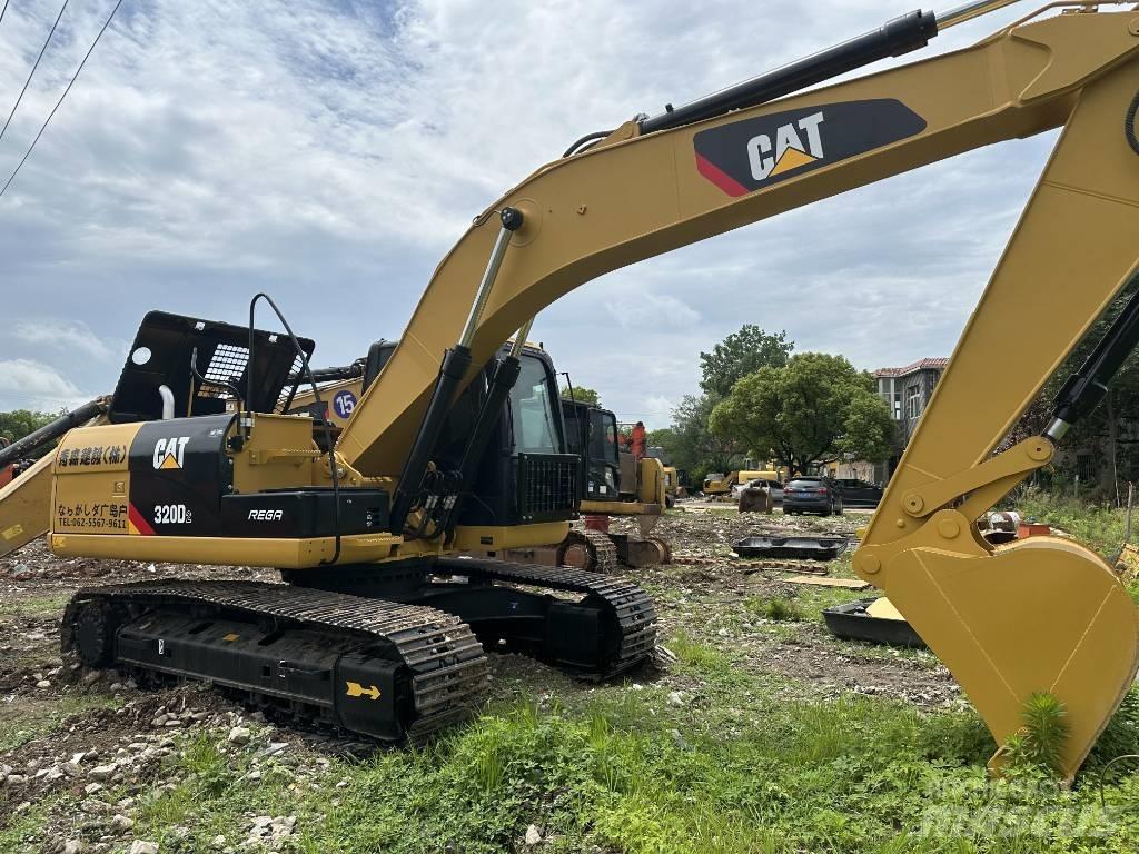CAT 320 D Pásové rýpadlá