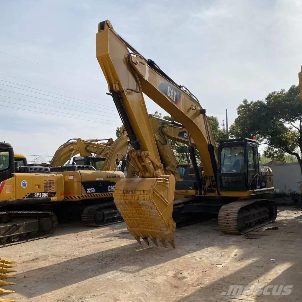 CAT 330 D Pásové rýpadlá