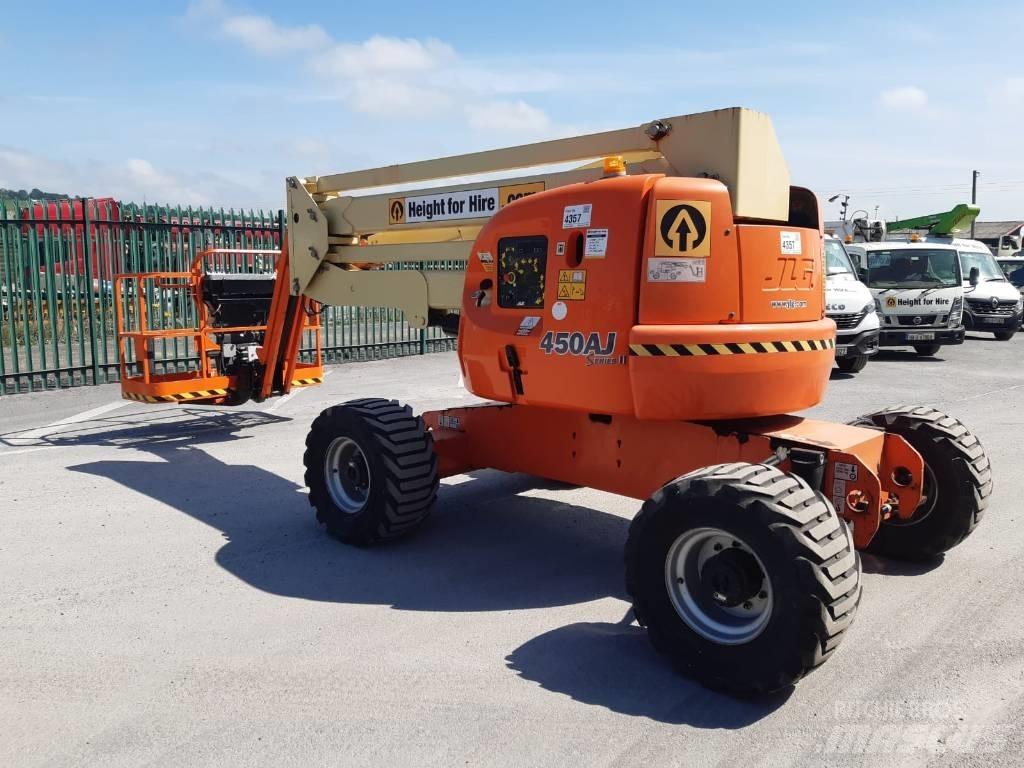 JLG 450 AJ Kĺbové plošiny