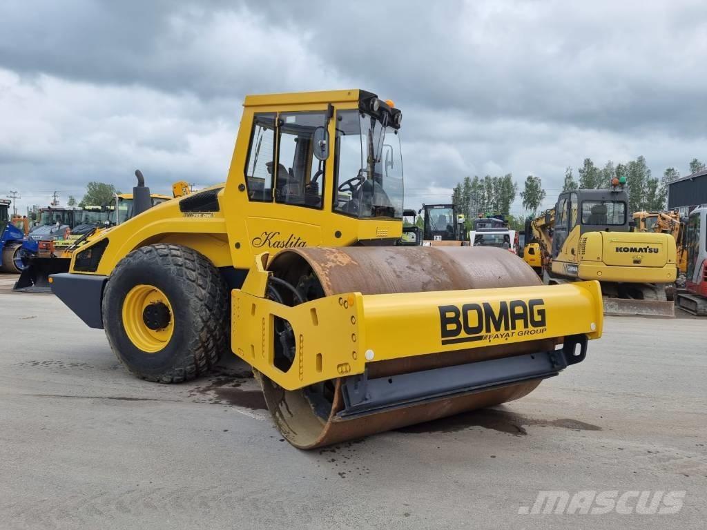 Bomag BW 213 D H-4 Ťahačové valce