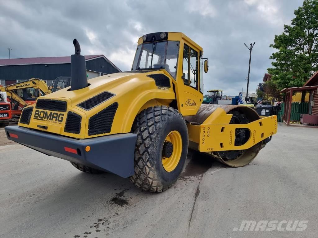 Bomag BW 213 D H-4 Ťahačové valce