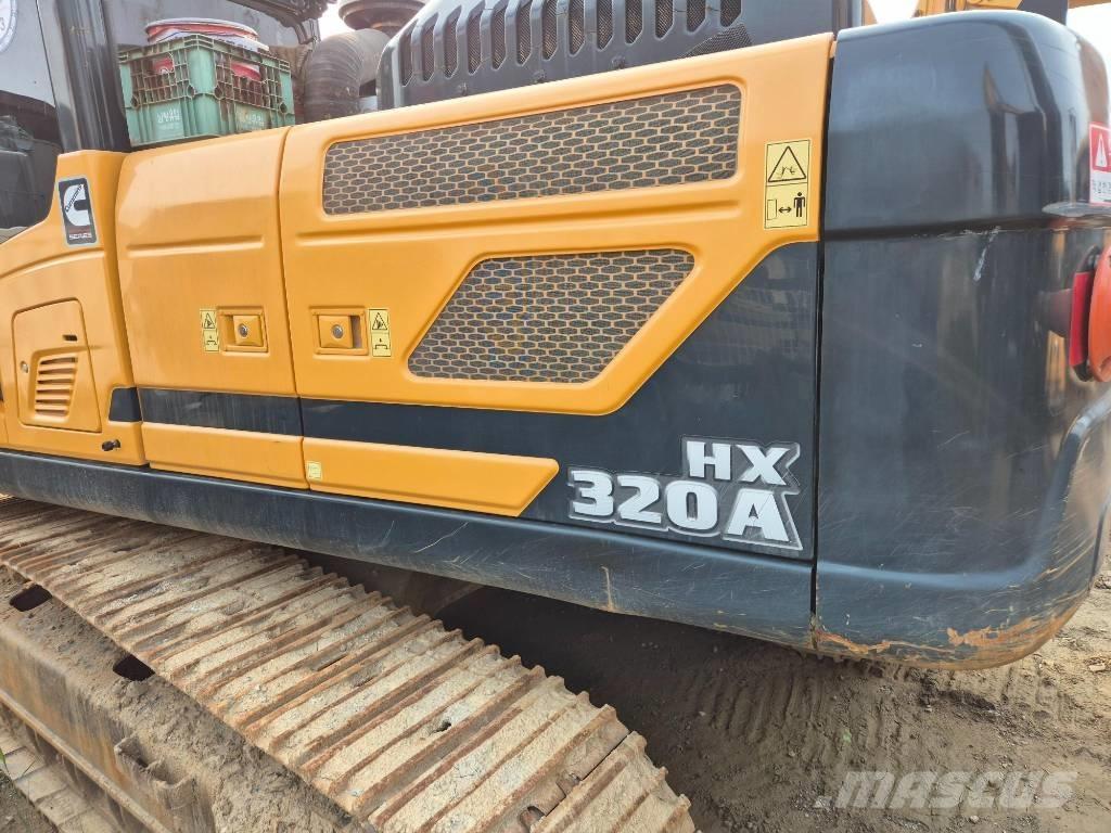Hyundai HX320A Pásové rýpadlá