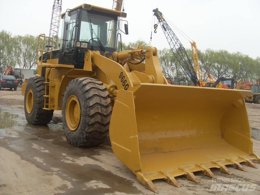 CAT 966G Kolesové nakladače