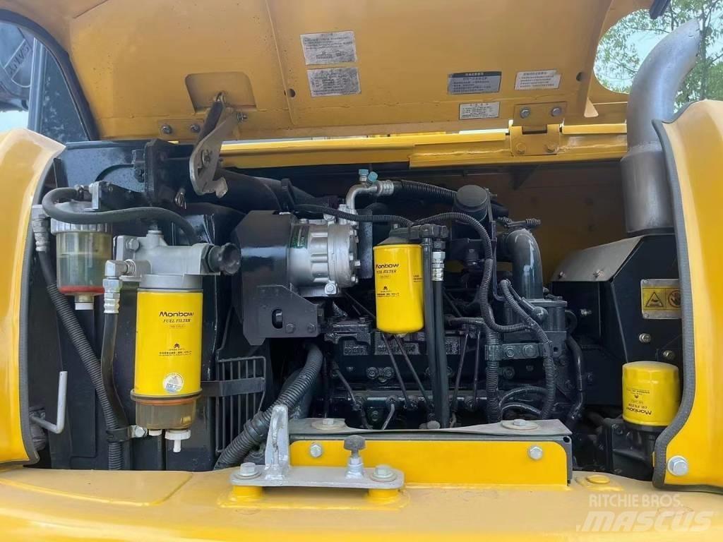 Komatsu PC70-8 Pásové rýpadlá