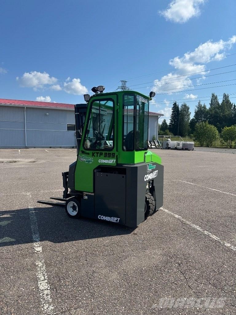Combilift CBE 3000 Akumulátorové vozíky