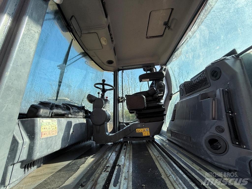 Hamm GRW 180i Pneumatikové valce