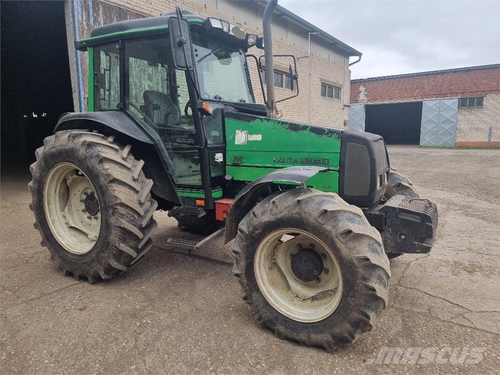 Valtra Valmet 900 Traktory