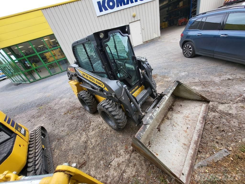 New Holland L218 Šmykom riadené nakladače