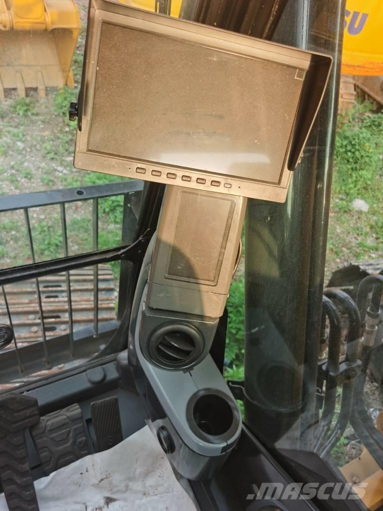 CAT 320 D2 Pásové rýpadlá
