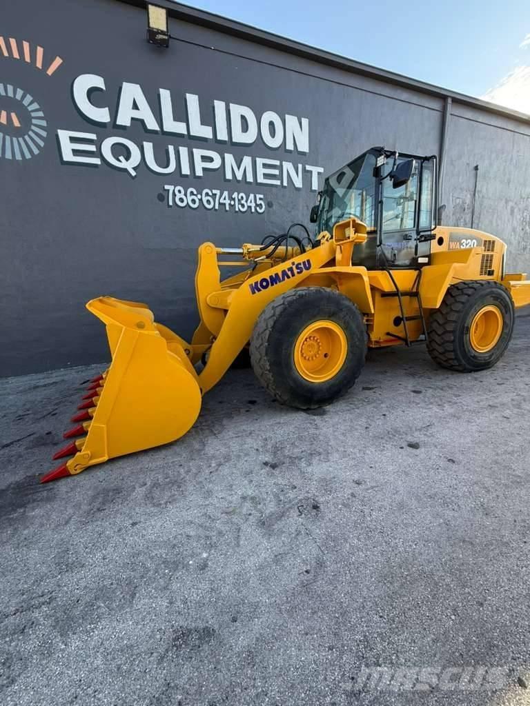 Komatsu WA 320-5L Kolesové nakladače