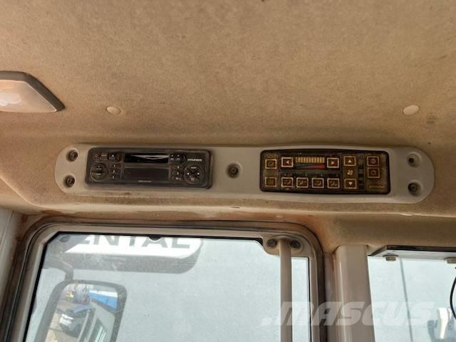 Hyundai HL 760-7 Kolesové nakladače