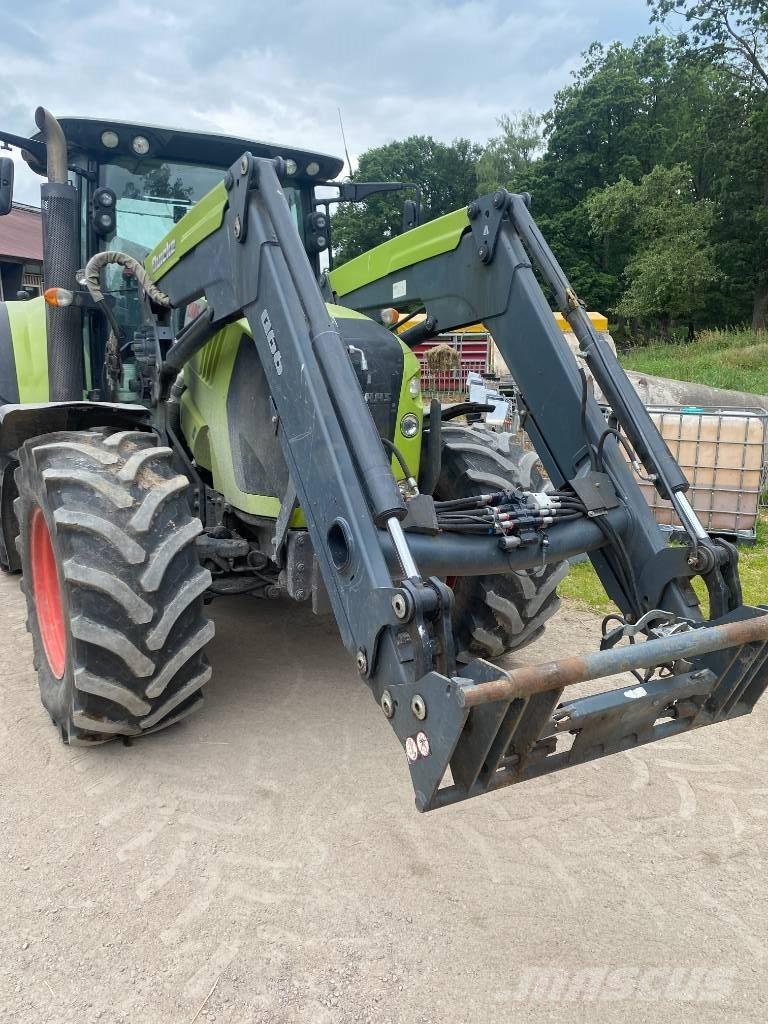 CLAAS Arion 620 Traktory