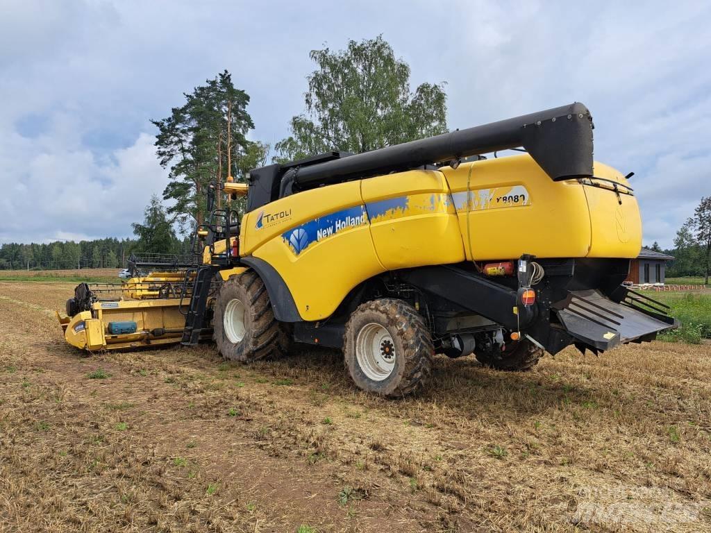New Holland CX 8080 Kombinované zberacie stroje