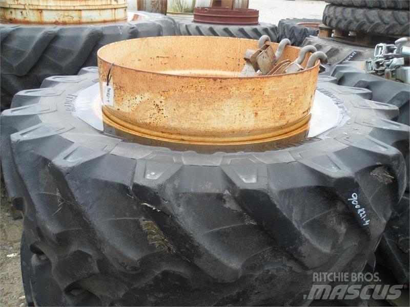  - - - 480/70R30 30" Pneumatiky, kolesá a ráfiky