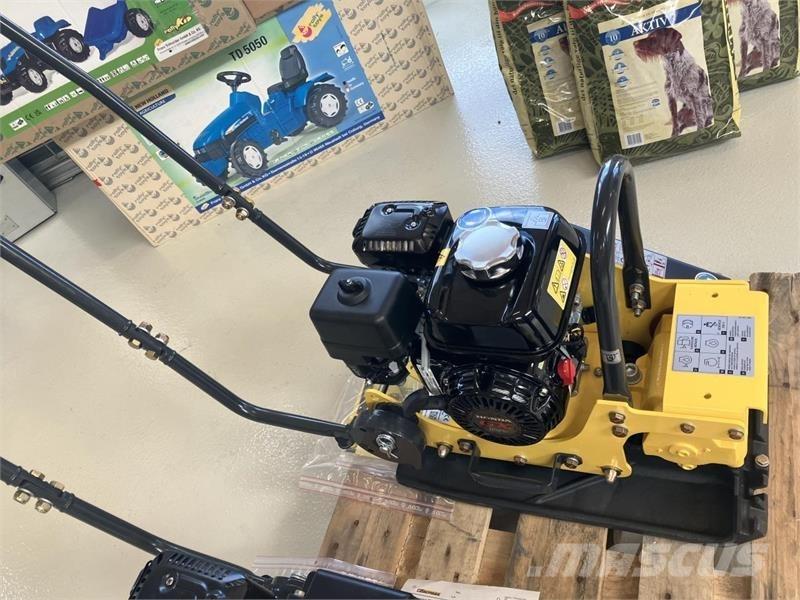  - - - BOMAG BVP10/36 Ďalšie poľnohospodárske stroje