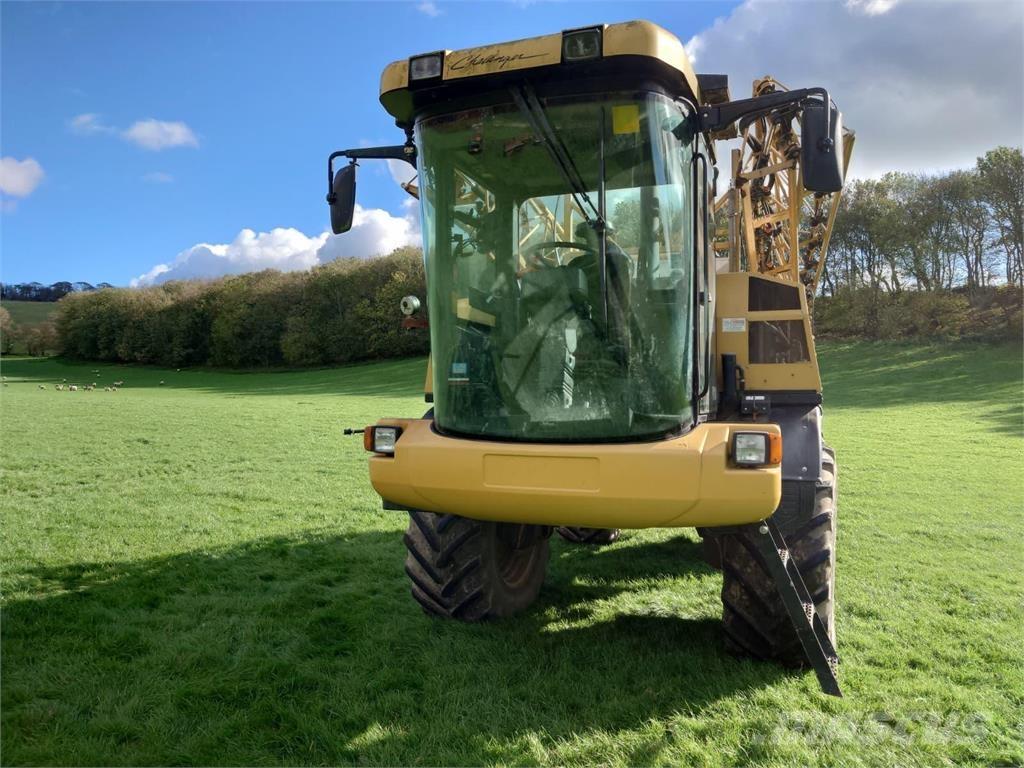 Challenger RG418 Samohybné postrekovače