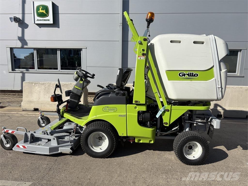 Grillo FD2200TS Samochodné kosačky