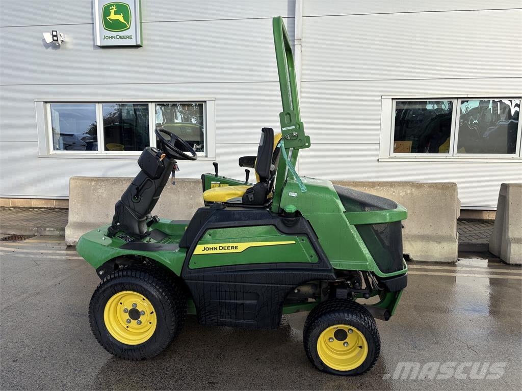 John Deere 1570 Samochodné kosačky