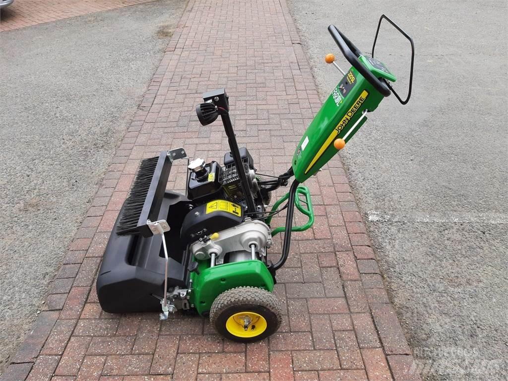 John Deere 220SL Vedené kosačky