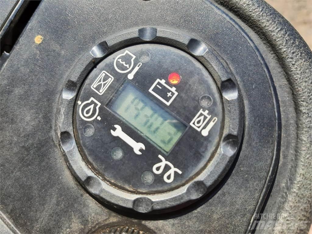John Deere 2500EH Vedené kosačky