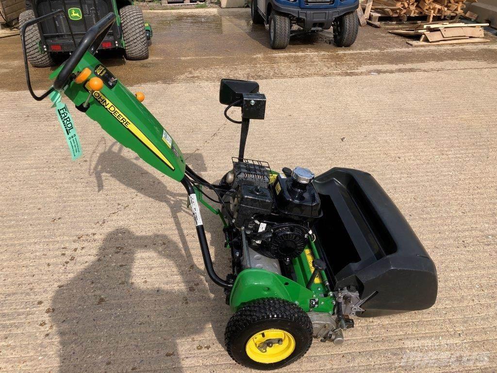 John Deere 260SL Vedené kosačky