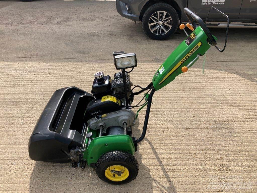 John Deere 260SL Vedené kosačky