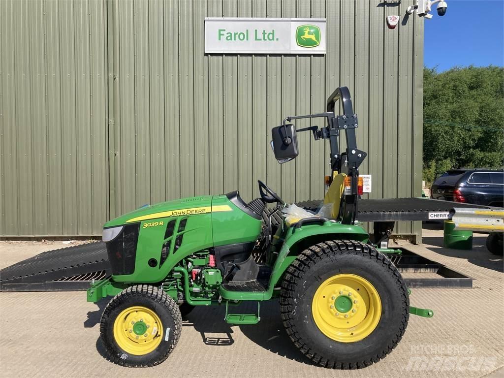 John Deere 3039R Kompaktné traktory