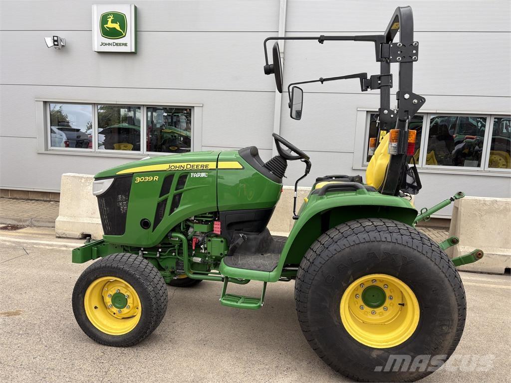John Deere 3039R Kompaktné traktory