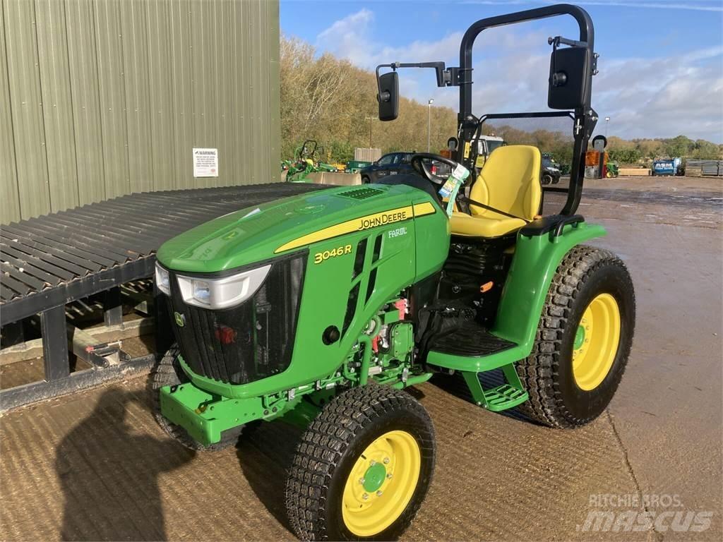 John Deere 3046R Kompaktné traktory