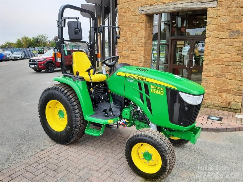 John Deere 3046R Kompaktné traktory