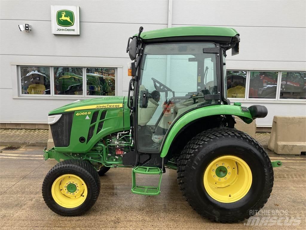 John Deere 4066R Kompaktné traktory
