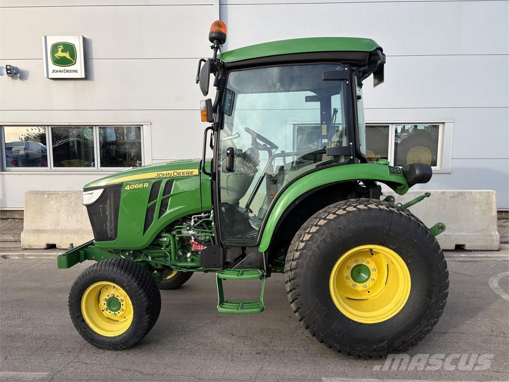 John Deere 4066R Kompaktné traktory