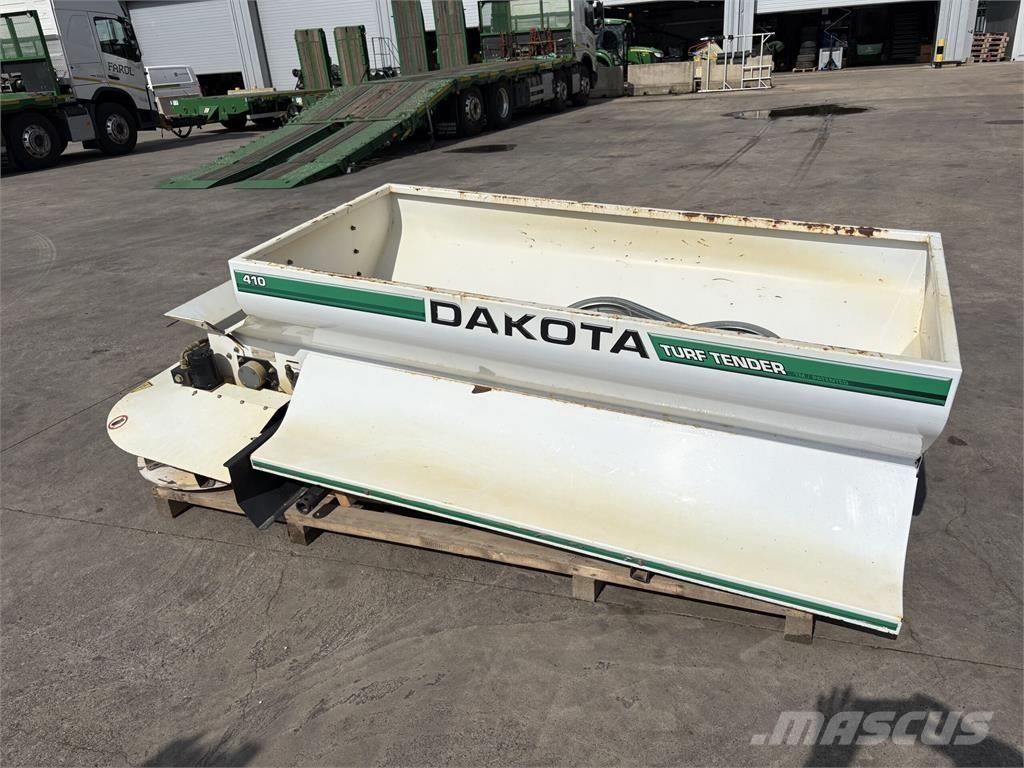 John Deere 410 Komunálna technika - ostatné