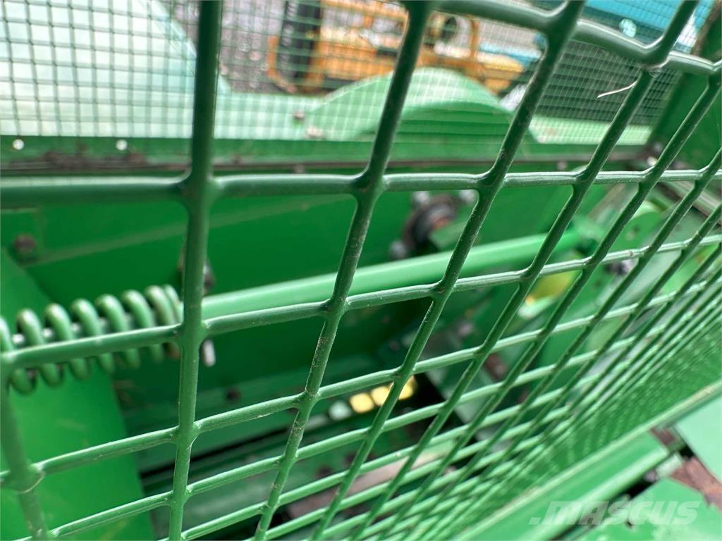 John Deere 459 Lisy na hranaté balíky