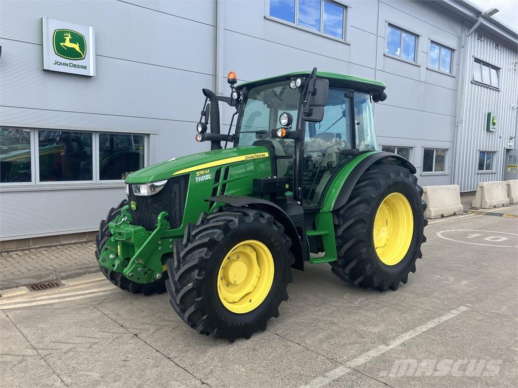 John Deere 5115M Traktory