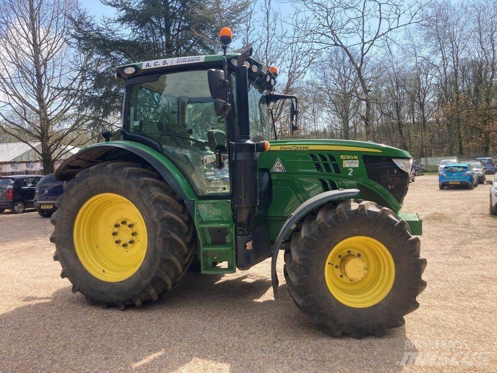 John Deere 6130R Traktory