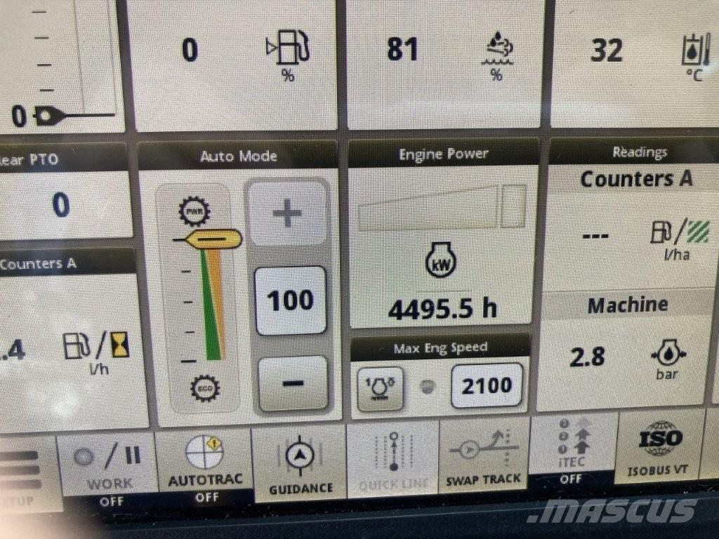 John Deere 6130R Traktory