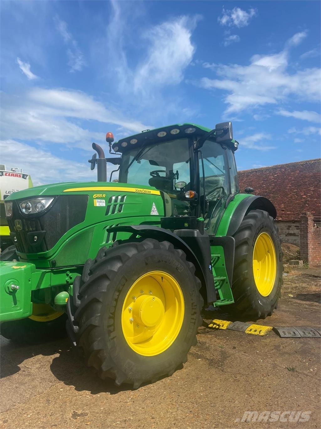 John Deere 6155R Traktory