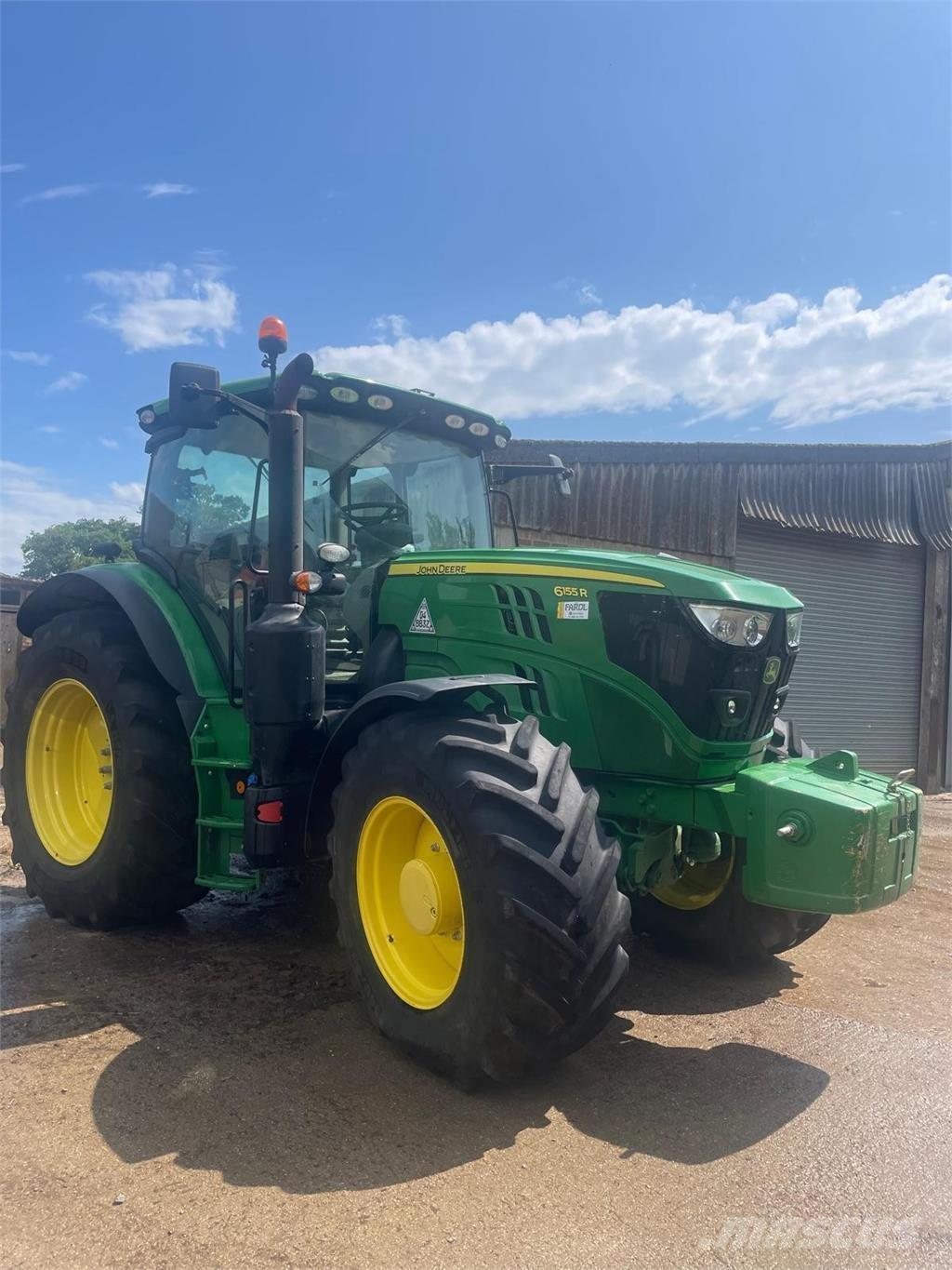 John Deere 6155R Traktory