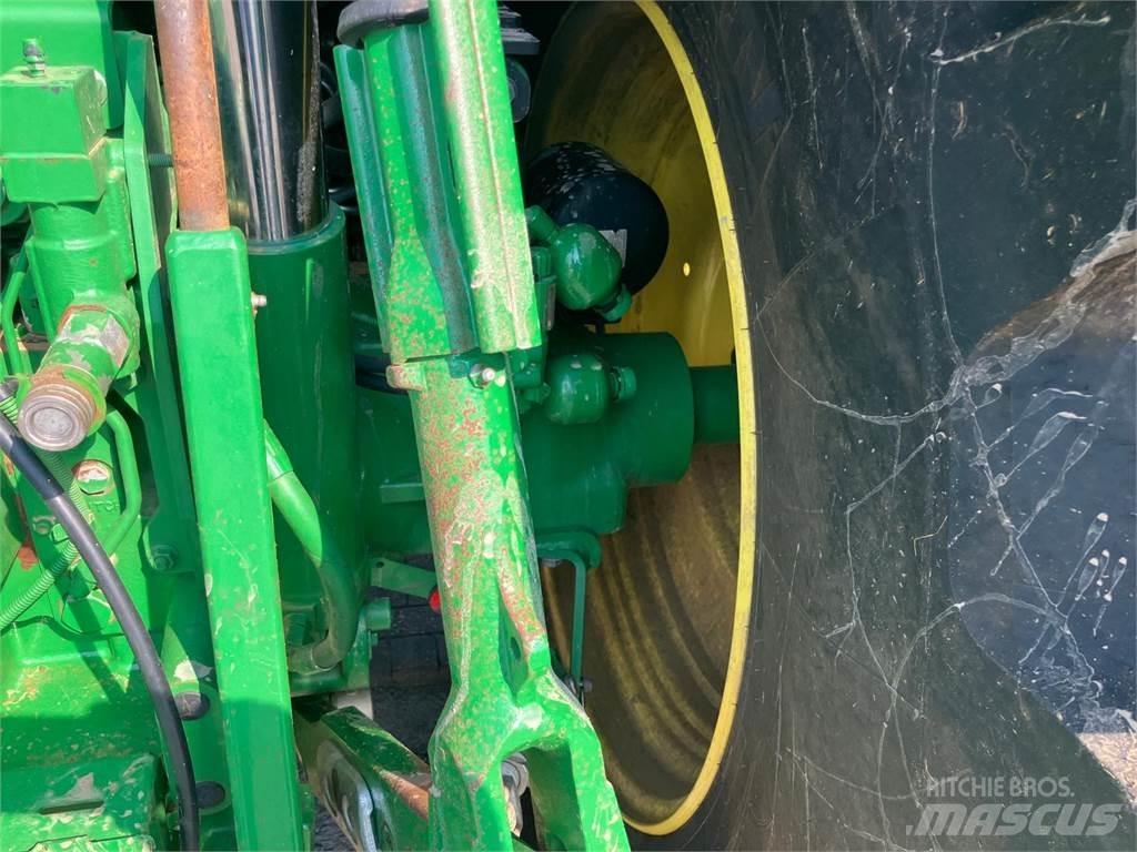 John Deere 6175R Traktory