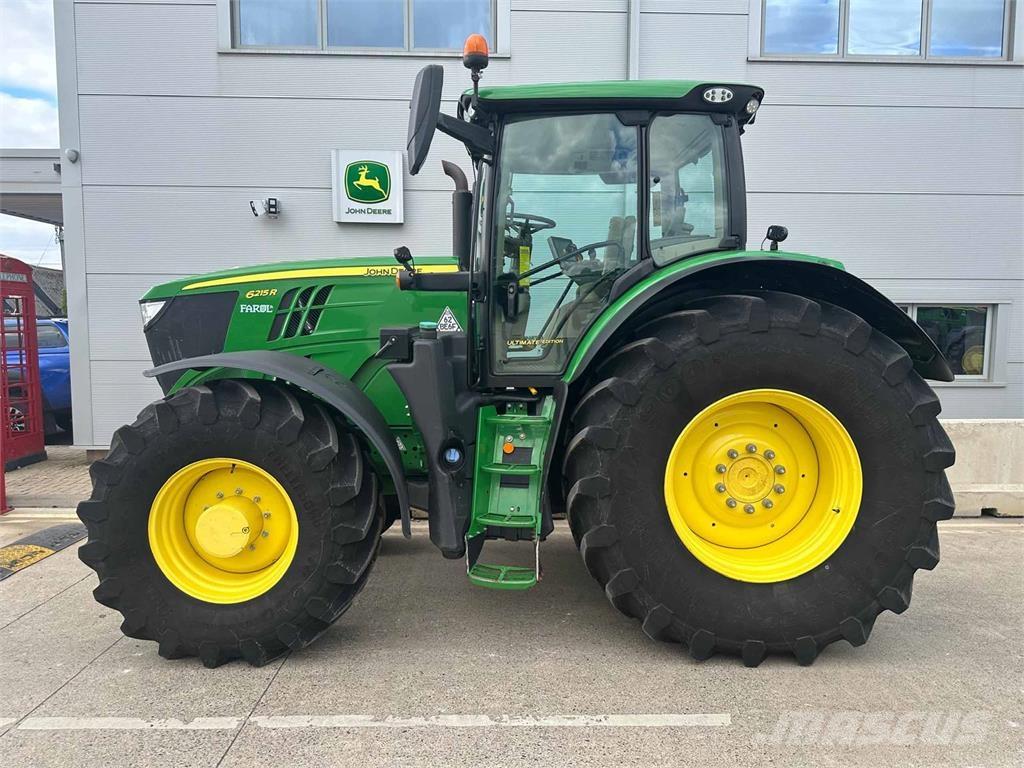 John Deere 6215R Traktory