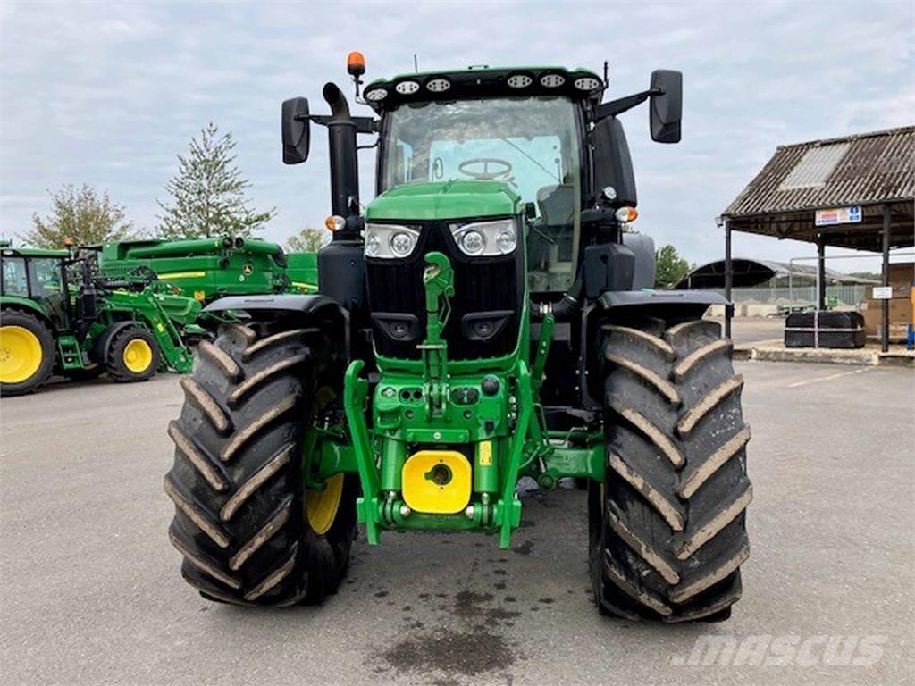 John Deere 6R 250 Traktory