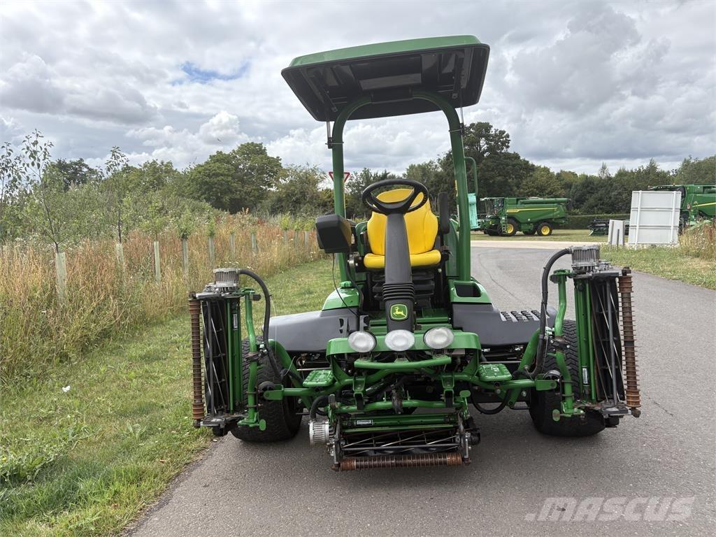 John Deere 7500AE Vedené kosačky