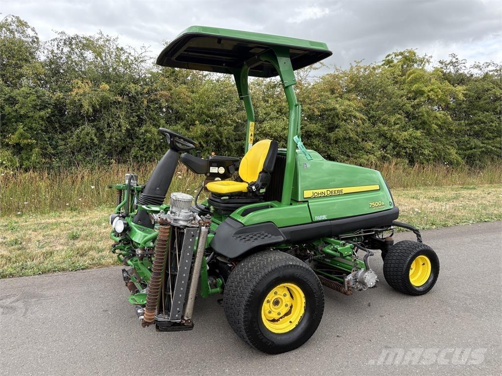 John Deere 7500AE Vedené kosačky